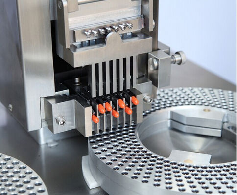 Eben entworfene halb Selbstkapsel-Füllmaschine mit PLC-Kontrollsystem
